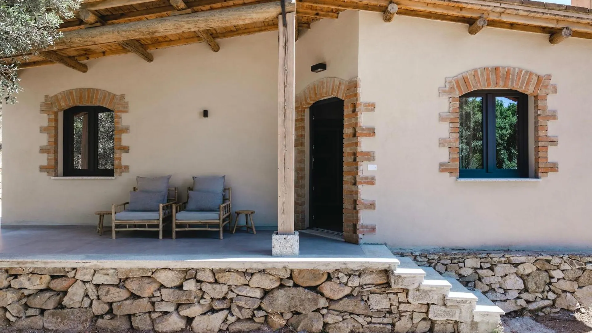 Soul Valley All-In Boutique Hotel For Yoga, Veggie & Wellness Lovers Maracalagonis
